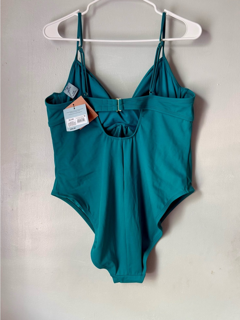 Women’s Tummy Control Underwire Medium Coverage One Piece Swimsuit - Picture 6 of 9